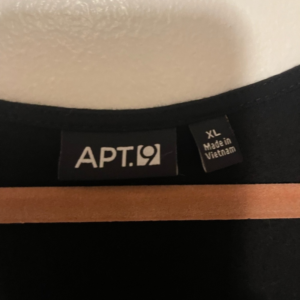 Apt. 9 Dress - Picture 5 of 5